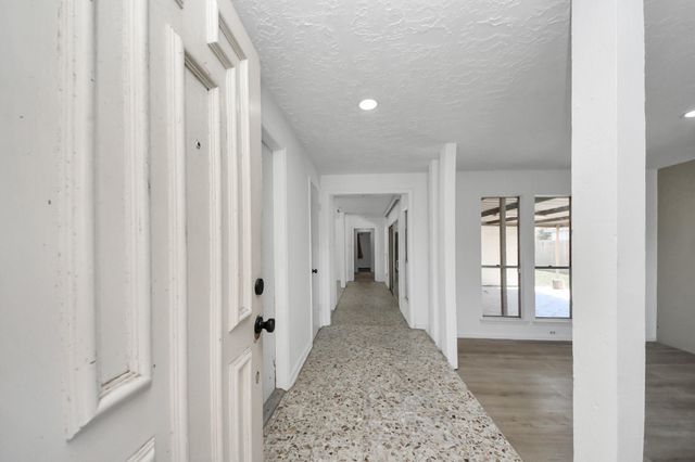 1750 Hilton Head Drive, Missouri City, TX 77459