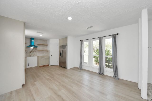 1750 Hilton Head Drive, Missouri City, TX 77459