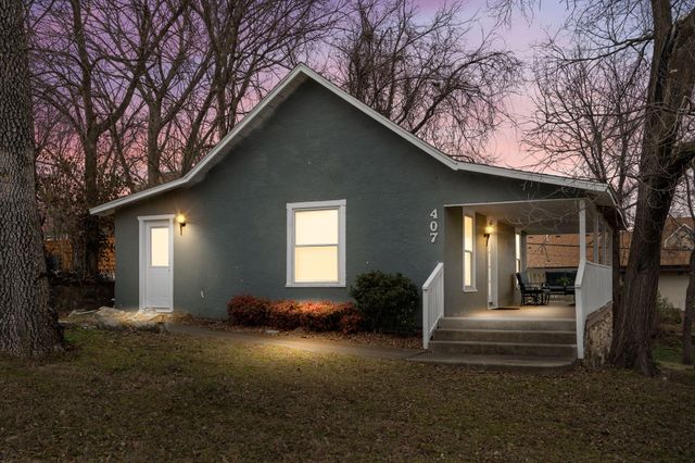 407 W College Street, Branson, MO 65616