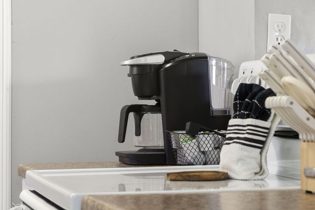 407 W College Street, Branson, MO 65616