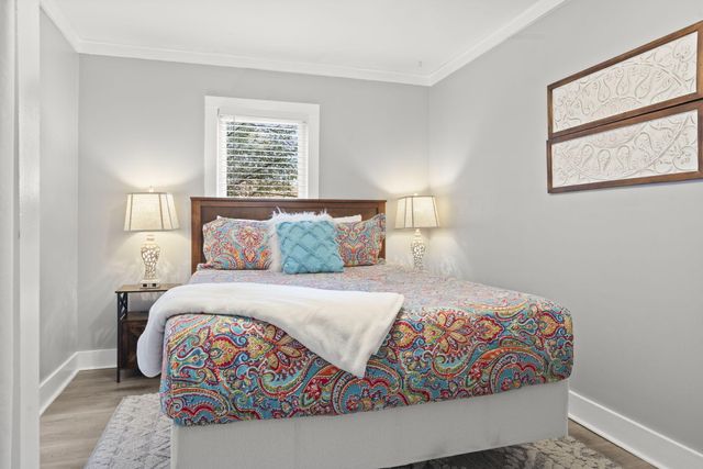 407 W College Street, Branson, MO 65616