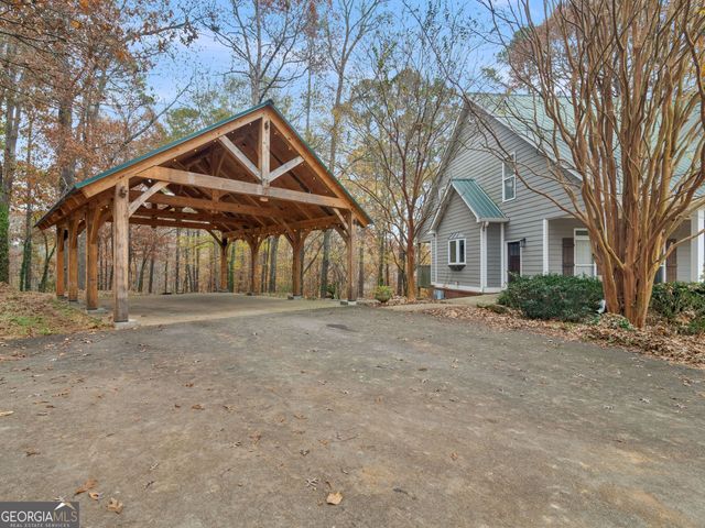 915 Rocky Creek Road, Hampton, GA 30228