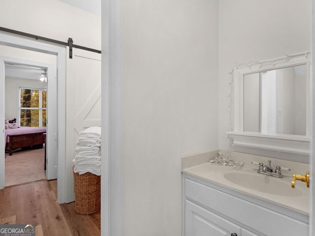 915 Rocky Creek Road, Hampton, GA 30228