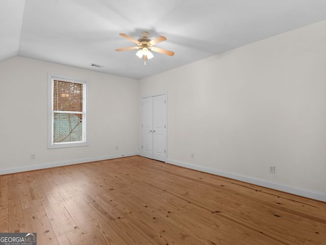 915 Rocky Creek Road, Hampton, GA 30228