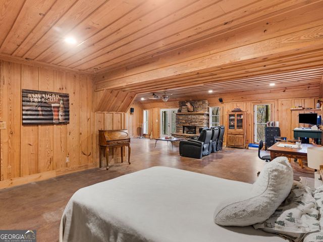 915 Rocky Creek Road, Hampton, GA 30228