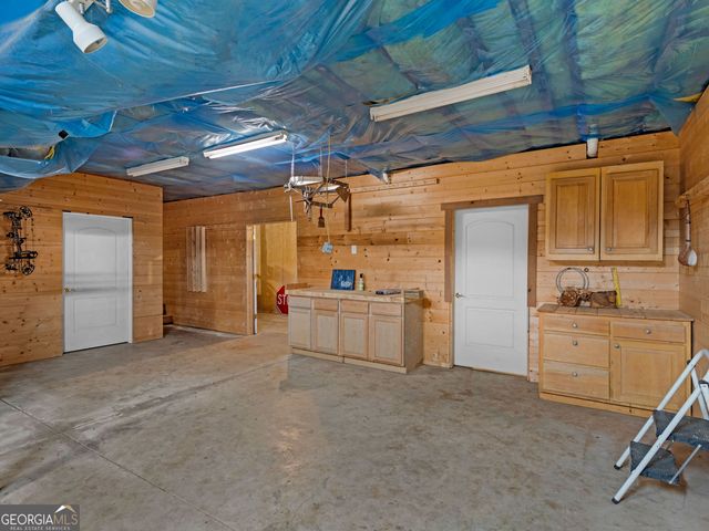 915 Rocky Creek Road, Hampton, GA 30228