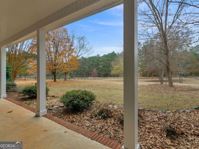 915 Rocky Creek Road, Hampton, GA 30228
