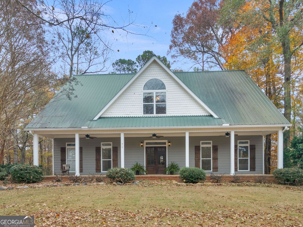 915 Rocky Creek Road, Hampton, GA 30228