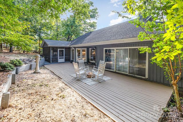 7042 Chelsea Day Lane, Tega Cay, SC 29708