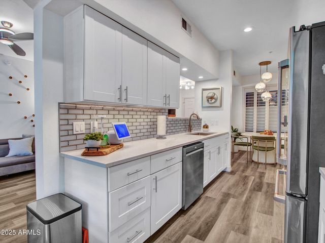 14950 W MOUNTAIN VIEW Boulevard 2107, Surprise, AZ 85374