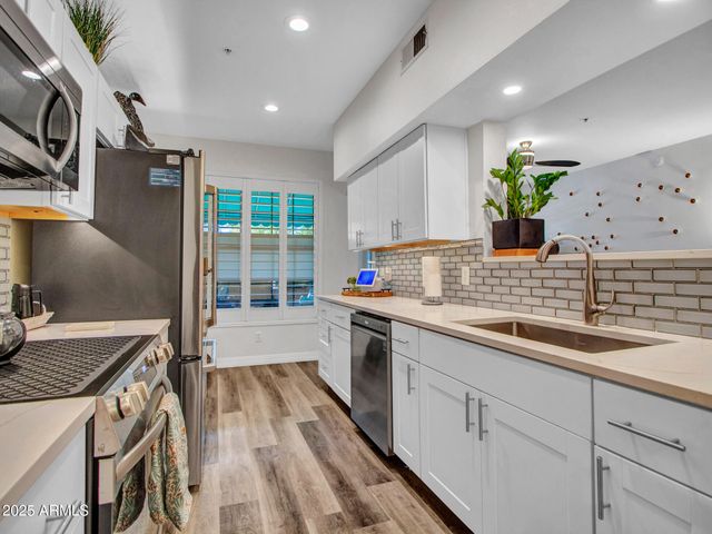 14950 W MOUNTAIN VIEW Boulevard 2107, Surprise, AZ 85374