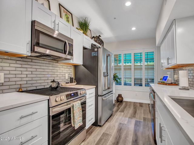 14950 W MOUNTAIN VIEW Boulevard 2107, Surprise, AZ 85374