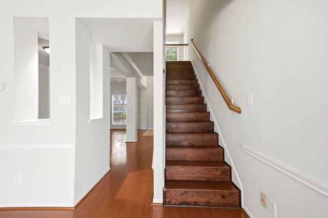 3126 Waters View Drive, Sugar Land, TX 77478