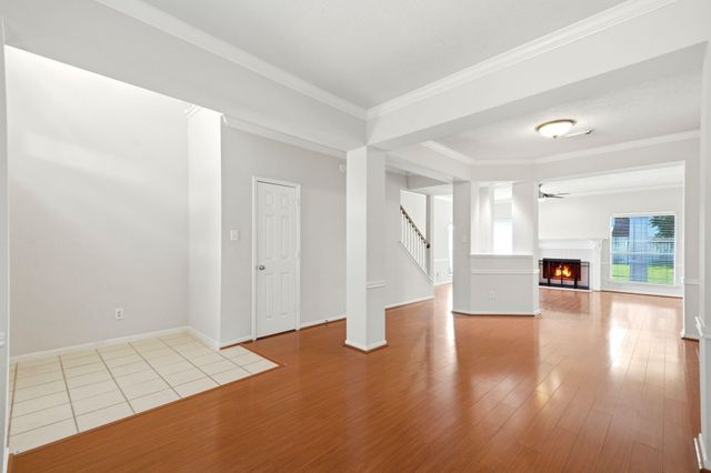 3126 Waters View Drive, Sugar Land, TX 77478