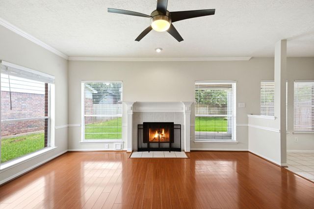 3126 Waters View Drive, Sugar Land, TX 77478