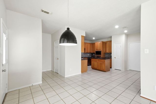 3126 Waters View Drive, Sugar Land, TX 77478
