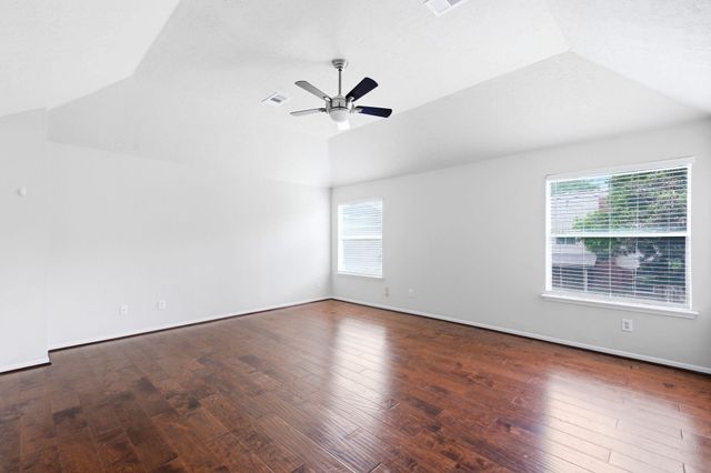 3126 Waters View Drive, Sugar Land, TX 77478