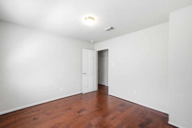 3126 Waters View Drive, Sugar Land, TX 77478