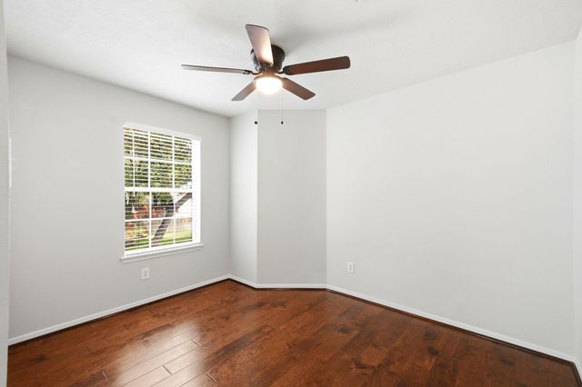 3126 Waters View Drive, Sugar Land, TX 77478