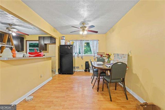 1140 Pineglen Drive, Riverdale, GA 30296