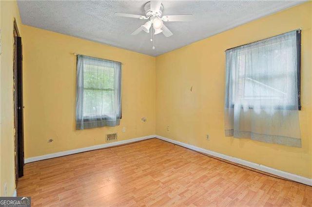 1140 Pineglen Drive, Riverdale, GA 30296