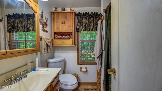 325 Sacandaga Road, Perth, NY 12095