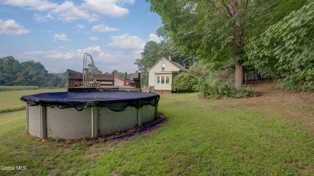 325 Sacandaga Road, Perth, NY 12095