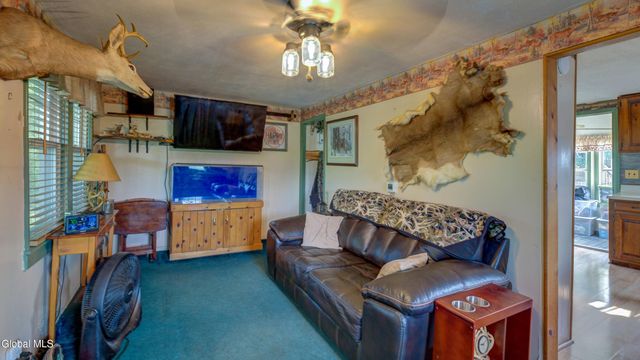 325 Sacandaga Road, Perth, NY 12095