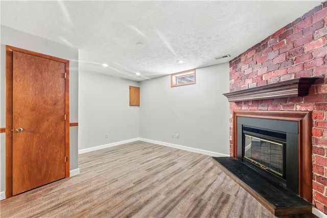 217 Clearbrook Ct, Cranberry Twp, PA 16066