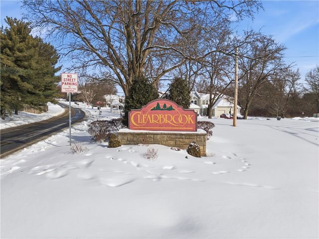 217 Clearbrook Ct, Cranberry Twp, PA 16066