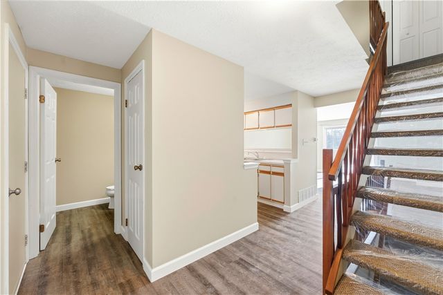 217 Clearbrook Ct, Cranberry Twp, PA 16066