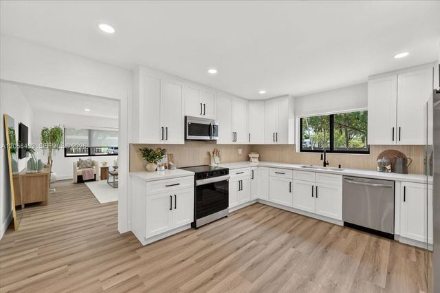 205 NE 123rd Street, North Miami, FL 33161