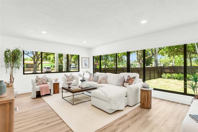 205 NE 123rd Street, North Miami, FL 33161