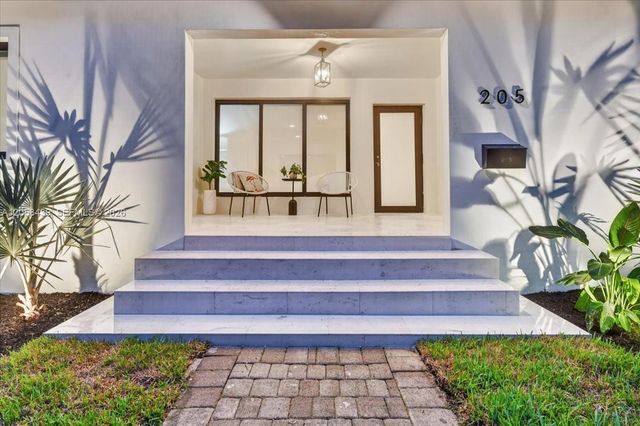 205 NE 123rd Street, North Miami, FL 33161