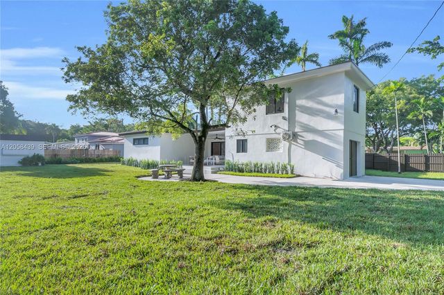 205 NE 123rd Street, North Miami, FL 33161
