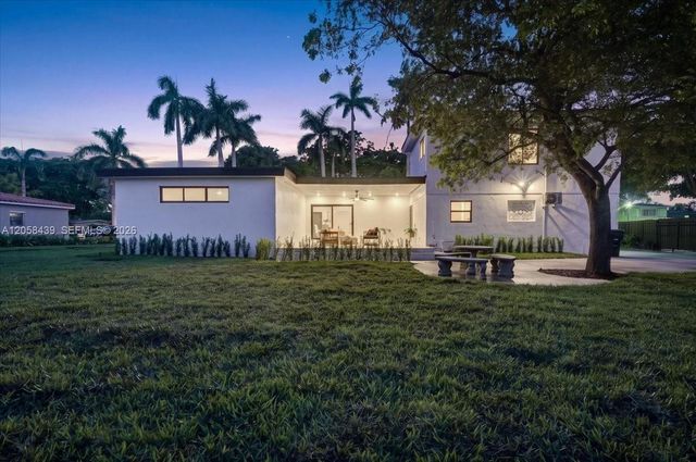205 NE 123rd Street, North Miami, FL 33161