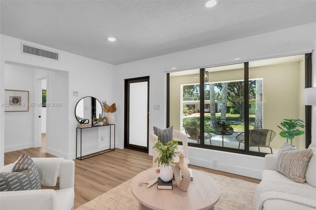 205 NE 123rd Street, North Miami, FL 33161