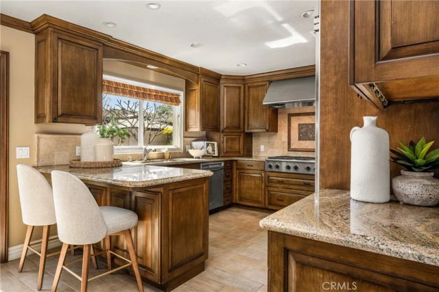 3158 N Beechwood Street, Orange, CA 92865