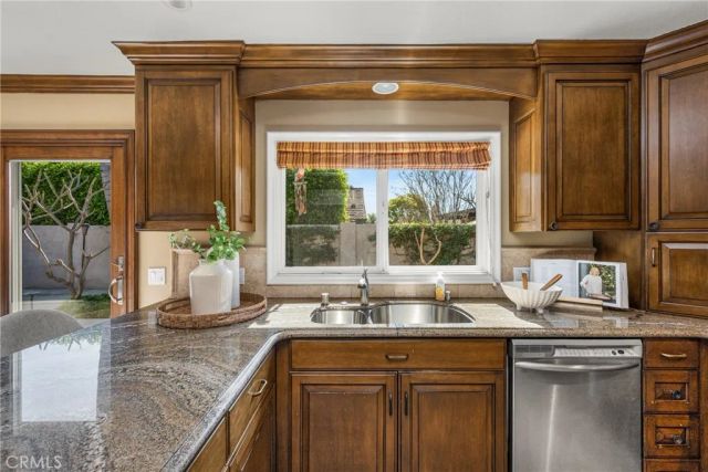 3158 N Beechwood Street, Orange, CA 92865