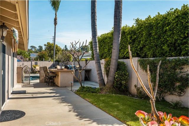 3158 N Beechwood Street, Orange, CA 92865