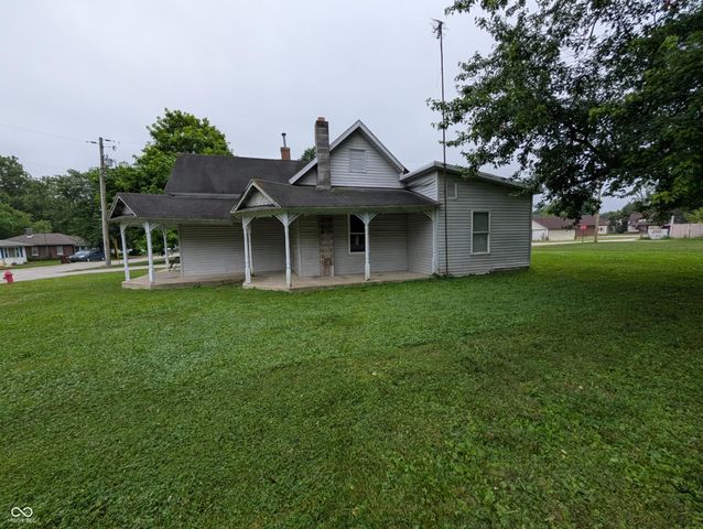 204 S Lafayette Street, Cloverdale, IN 46120