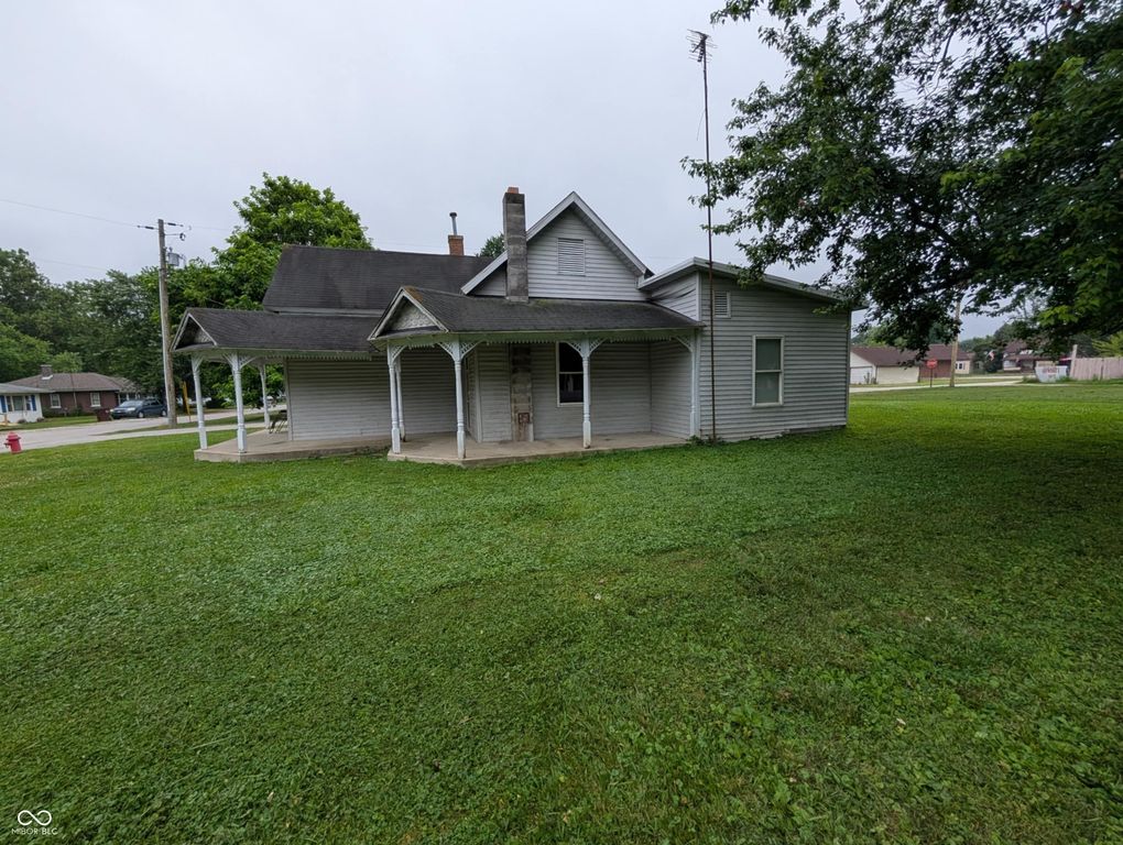 204 S Lafayette Street, Cloverdale, IN 46120