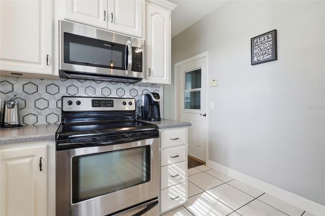 100 MADALYN, Auburndale, FL 33823