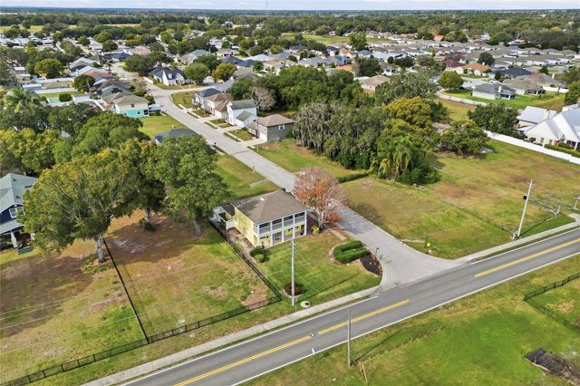 100 MADALYN, Auburndale, FL 33823