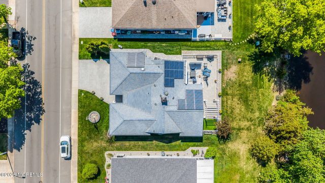 767 Jamaica Boulevard, Toms River, NJ 08757