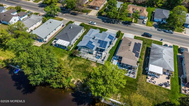 767 Jamaica Boulevard, Toms River, NJ 08757