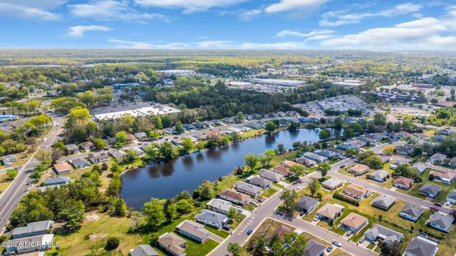 767 Jamaica Boulevard, Toms River, NJ 08757