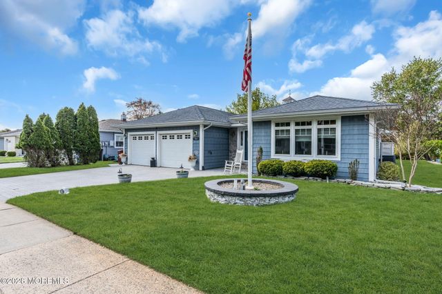767 Jamaica Boulevard, Toms River, NJ 08757