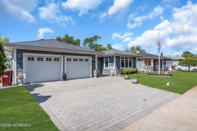 767 Jamaica Boulevard, Toms River, NJ 08757