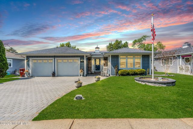 767 Jamaica Boulevard, Toms River, NJ 08757